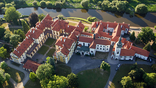 מנזר וטירה ב- Zbraslav בעיר פראג, צ'כיה (צילום: Zdeněk Fiedle) (צילום: Zdeněk Fiedle)
