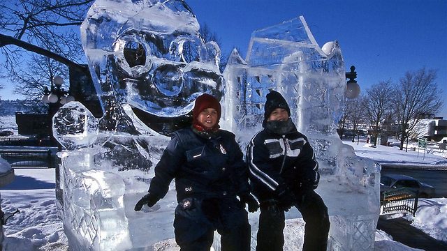 פסל קרח בקרנבל החורף בקוויבק  (צילום: הראל סטנטון) (צילום: הראל סטנטון)