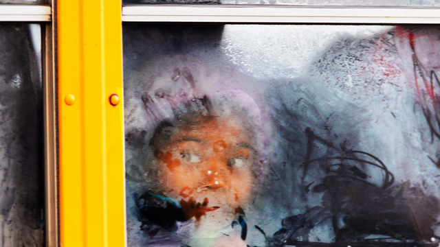 אדים על החלון הקפוא באוטובוס בפילדלפיה (צילום: AP) (צילום: AP)