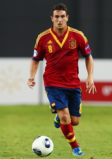 קוקה במדי הנבחרת הצעירה של ספרד (צילום: גטי אימג'ס)