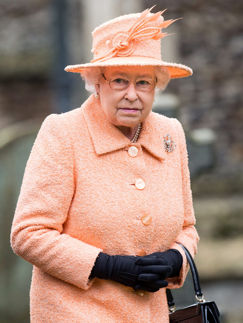מצבה הפיננסי עגום. המלכה אליזבת השנייה (צילום: גטי אימג'נבק) (צילום: גטי אימג'נבק)