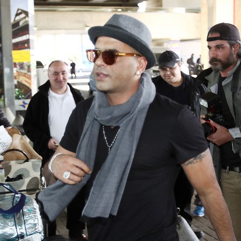 Singer Eyal Golan at Ben-Gurion Airport (Photo: Avi Moalem) (Photo: Avi Moalem)