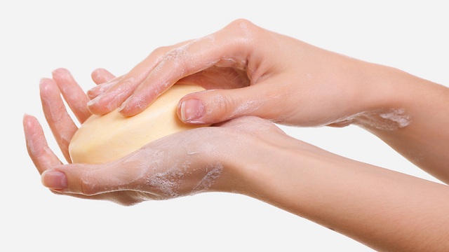 מקציף מדי? בחרו היטב את סבון הרחצה (צילום: shutterstock) (צילום: shutterstock)