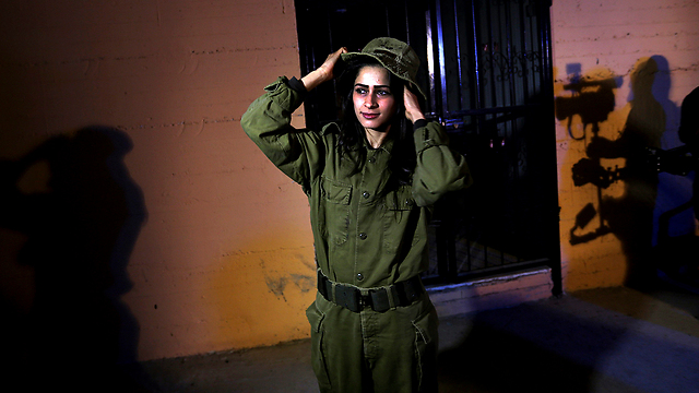 פייקה א-נג'אר. רוצה "להדגיש את סבל האסירים" (צילום: AP) (צילום: AP)