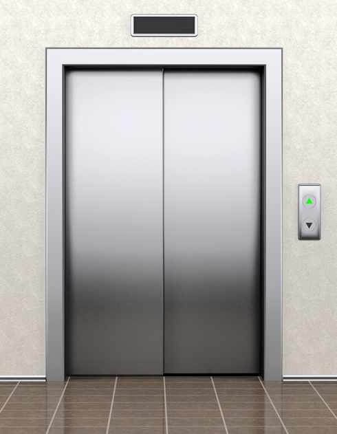 גם דיירי הקומה הראשונה צריכים לשלם על אחזקת המעלית בבית המשותף? (צילום: shutterstock) (צילום: shutterstock)