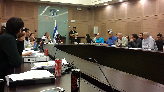Shaked committee during discussion, Wednesday evening. (Photo: Eli Mandelbaum) (Photo: Eli Mandelbaum)