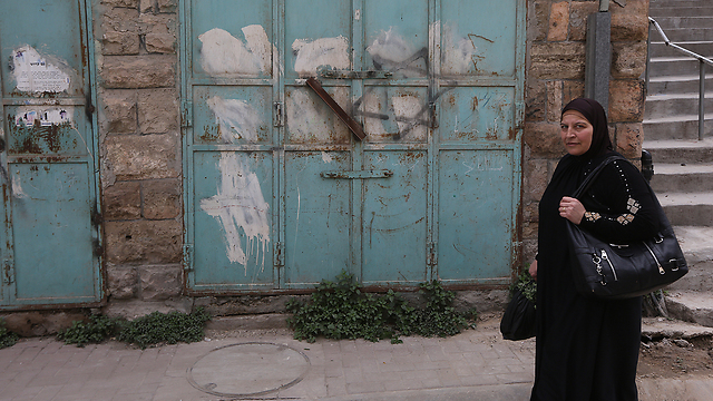 Time stands stil in the streets of Hebron (Photo: Gil Yohanan) (Photo: Gil Yohanan)