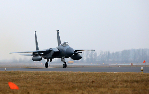 A US airforce F-15 takes off (Photo: AFP)