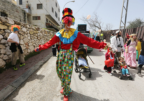 Even in Hebron Purim is celebrated (Photo: Gil Yohanan)