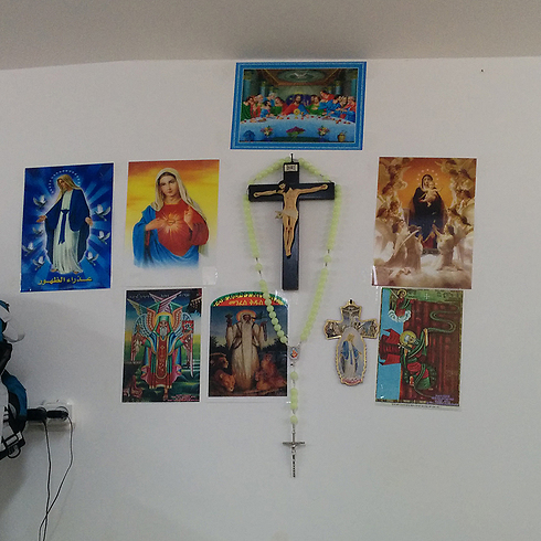The crosses and pictures in question (Photo: Hotline for Refugees and Migrants)