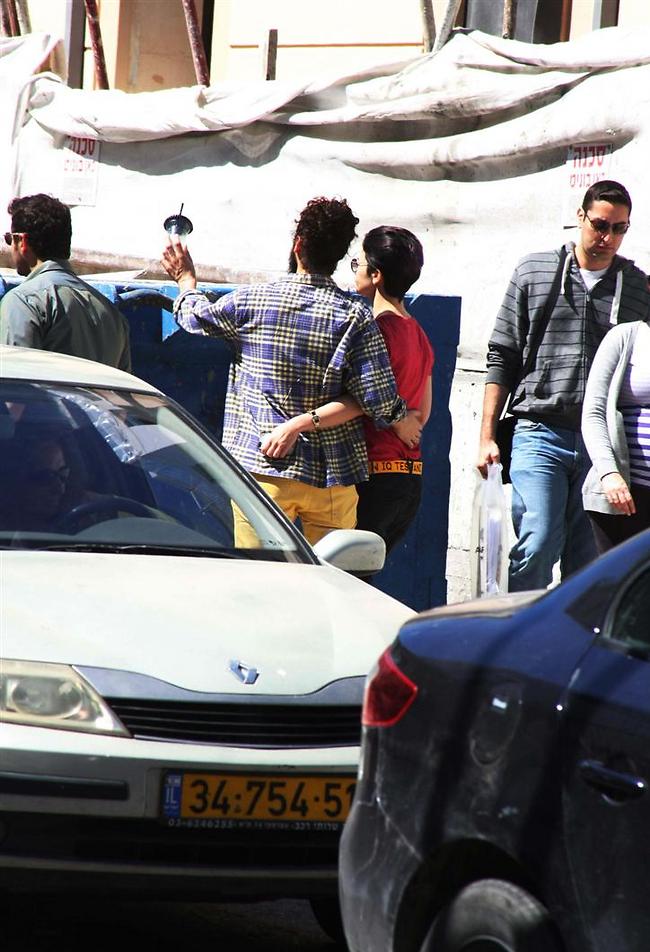 רומנטיים (צילום: מוטי לבטון)