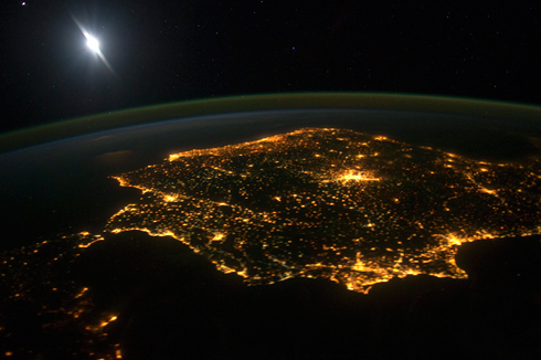 צילום של חצי האי האיברי מתחנת החלל הבינלאומית: ספרד, פורטוגל וגיברלטר (צילום: EPA) (צילום: EPA)