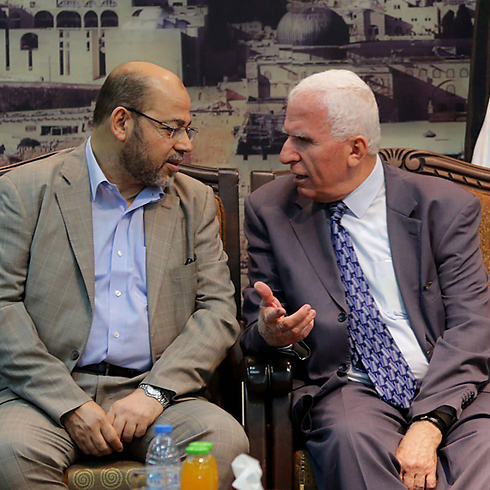 שיחות הפיוס בין הפלגים הפלסטינים, היום בעזה (צילום: EPA) (צילום: EPA)
