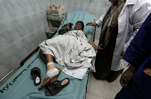 פצוע מהתקיפה (צילום: AFP) (צילום: AFP)