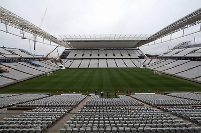 ארנה דה סאו פאולו. בניית האצטדיון גררה הרבה ויכוחים בברזיל (צילום: EPA) (צילום: EPA)