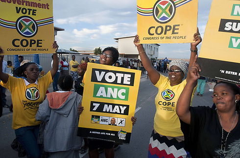 בשלטון מאז תום משטר האפרטהייד ב-1994. תומכי ה-ANC (צילום: AFP) (צילום: AFP)