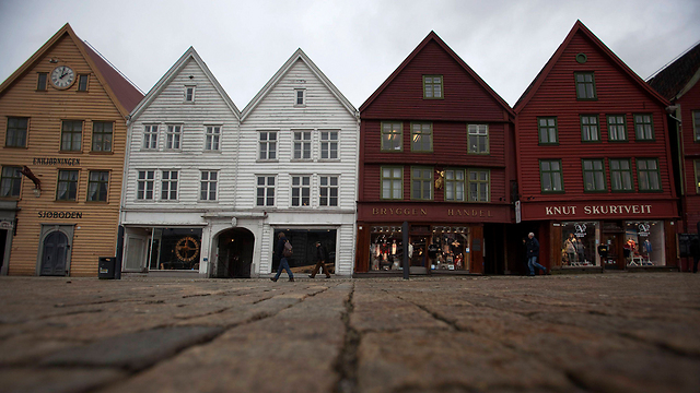 מומחים קוראים לצעדים משמעותיים. העיר ברגן שבנורבגיה (צילום: רויטרס) (צילום: רויטרס)