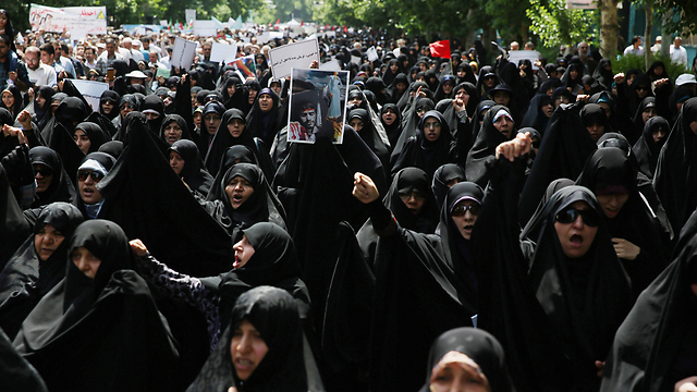 Protest in Iran (Photo: AP)