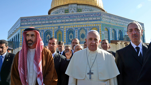 Pope at Temple Mount (Photo: Haim Zach, GPO)