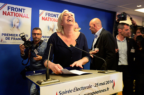 לה פן בבחירות לפרלמנט האירופי. ניצחון סוחף (צילום:AFP) (צילום:AFP)