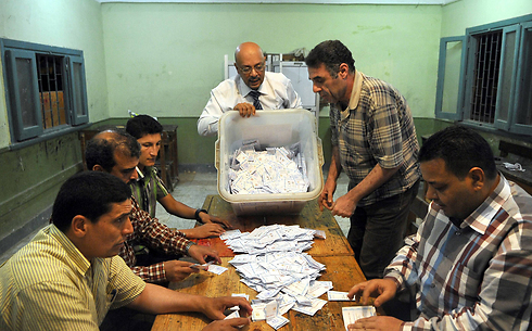 Counting the votes (Photo: AFP)