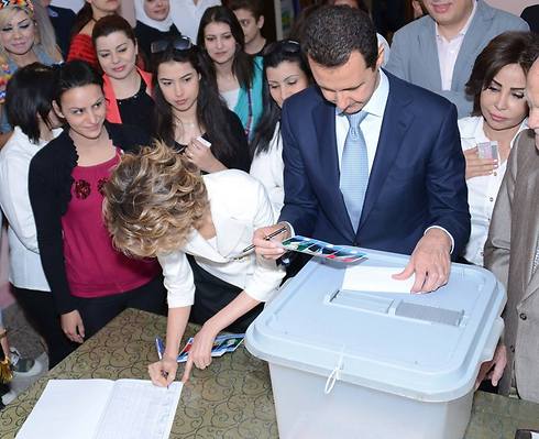 Assad votes... for Assad