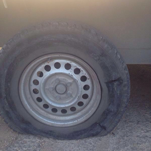 Slashed tires in Yitzhar.