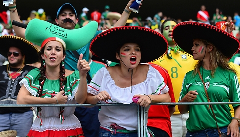 אוהדי מקסיקו נהנו במונדיאל, עכשיו אין למה לצפות (צילום: AFP) (צילום: AFP)