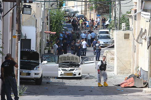 The aftermath of an explosion in a car in the Arab neighborhood of Ajami in Jaffa (Photo: Yaron Brenner)