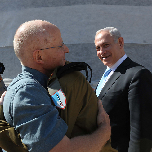 Netanyahu's victory photo (Photo: Avi Ohayon, GPO)