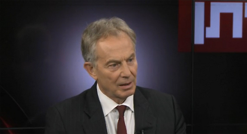 Tony Blair at the Ynet studio last year. 