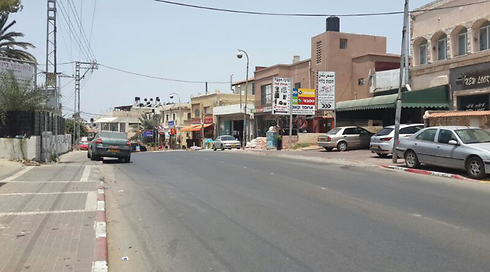 Tira, Israel. Arab towns should recieve the same "regularization" as Jewish settlements. (Photo: Hassan Shaalan.)