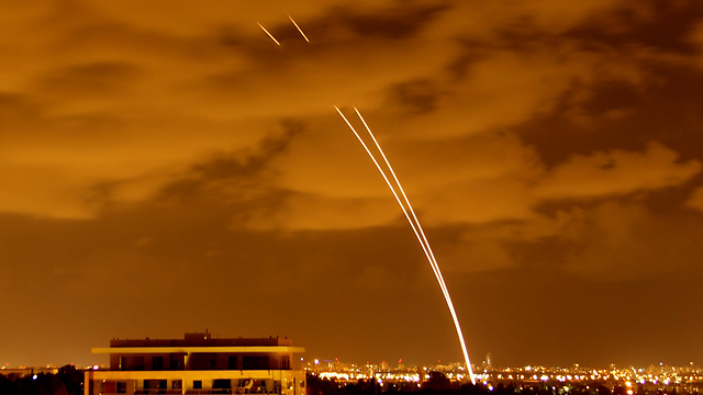Iron Dome launches interceptor missiles (Photo: Pini Netrovitch) (Photo: Pini Netrovitch)
