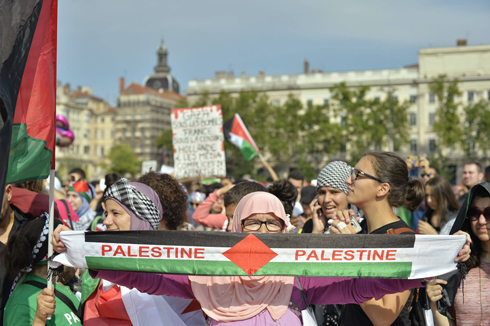 הפגנה פרו-פלסטינים בליון (צילום: AFP) (צילום: AFP)