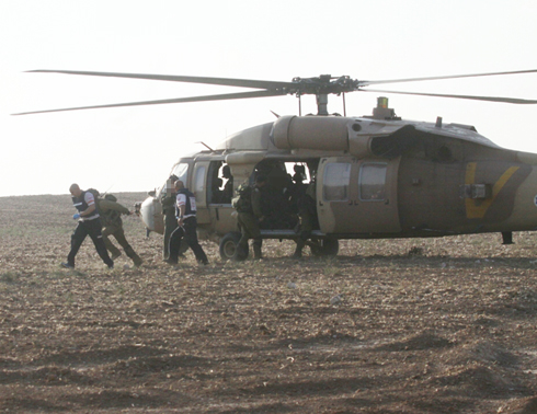 Wounded airlifted to hospital (Photo: Ido Erez)