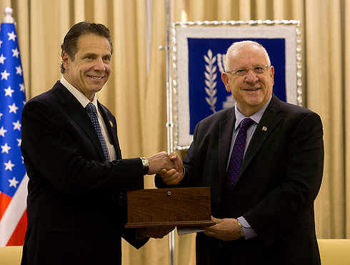 Cuomo with President Rivlin on a previous visit (Photo: AP)