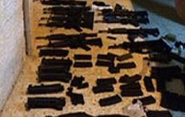 Weapons discovered in the house of a Hamas operative in the West Bank.