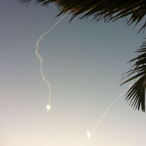 ירי רקטות על ישראל (צילום: מיטל גואטה ) (צילום: מיטל גואטה )