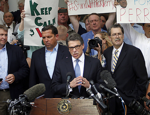 Governor Rick Perry (Photo: AFP)