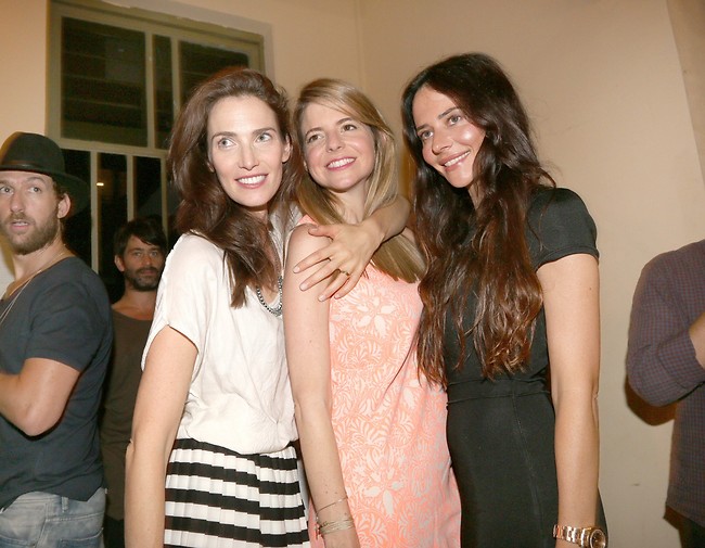 תגידו גבינה! מרינה קבישר, לירון ויצמן ויעל גולדמן (צילום: ענת מוסברג)