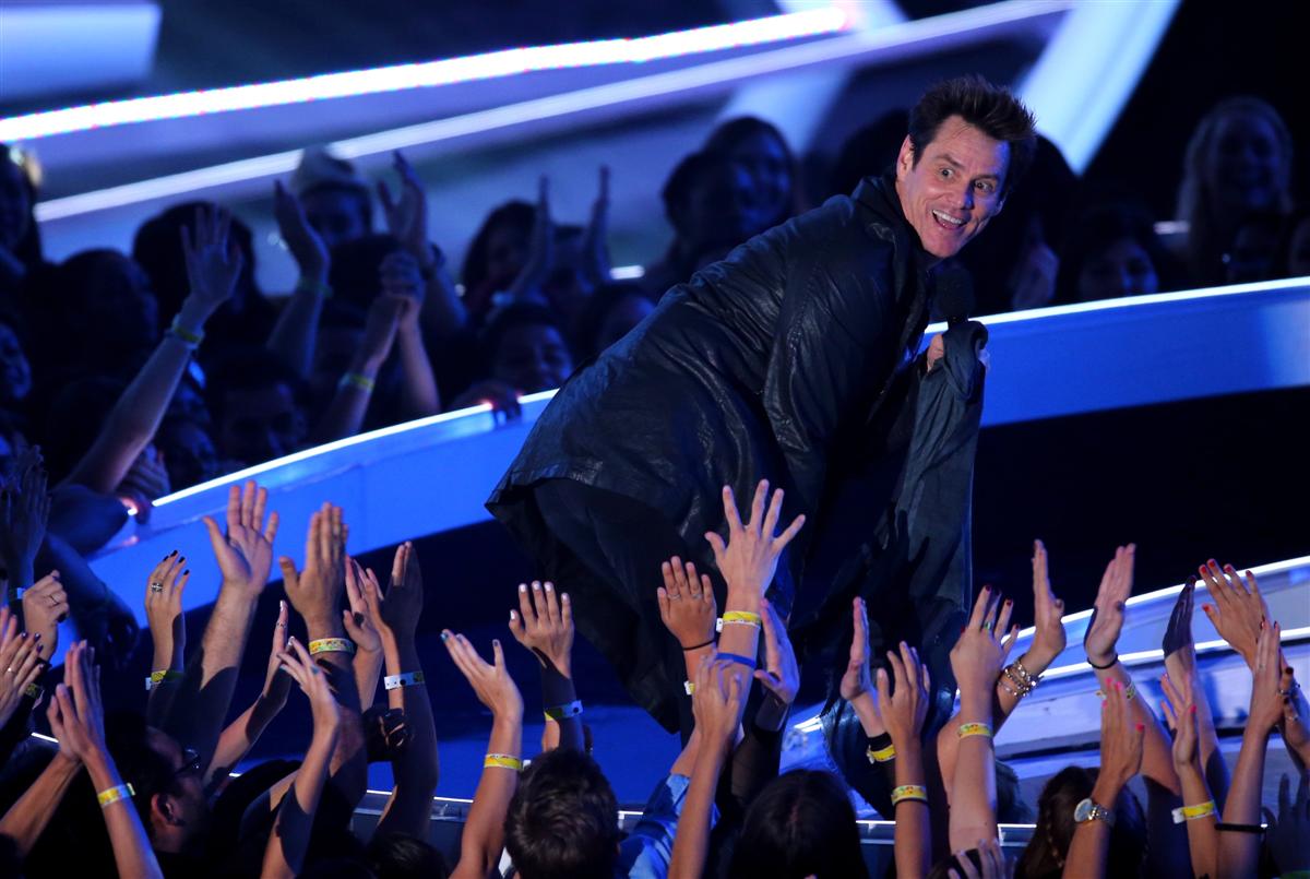 עוד שנייה הוא נופל. קארי (צילום: gettyimages)