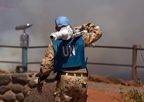 חייל או"ם בגבול סוריה-ישראל              (צילום: EPA) (צילום: EPA)