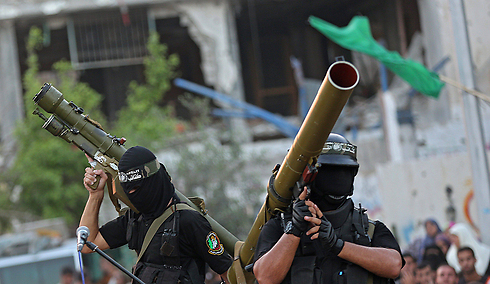 Hamas fighters in military parade in Gaza (Photo: EPA)