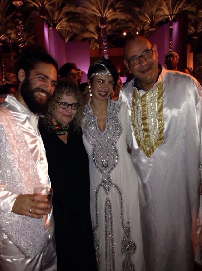 אבא ואמא מטדי הפקות. הדר וירדני עם הזוג הצעיר (צילום פרטי)