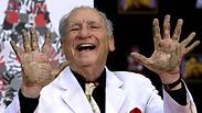 Mel Brooks and his extra finger
