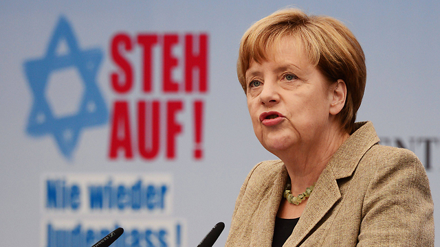 German Chancellor Merkel at a rally against anti-Semitism. Only a quarter of German population believes the EU should intensify activity on the subject (Photo: AFP) (Photo: AFP)