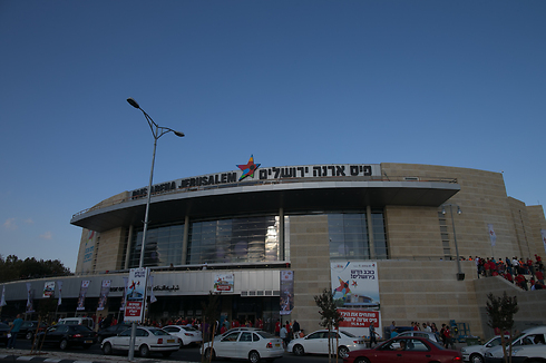 רכבת ישראל: "באיגוד הכדורסל ביקשו לתגבר את משחק הגמר בלבד". אולם הארנה (צילום: אוהד צויגנברג) (צילום: אוהד צויגנברג)