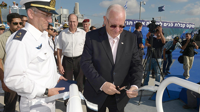 President Rivlin onboard the Tanin, a German-made sub sold to Israel. (Photo: Presidential Residence)