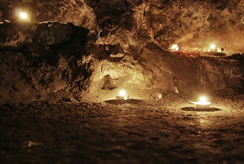 המערה של חוני. תנומה בת 70 שנה (איתמר גלגוט)