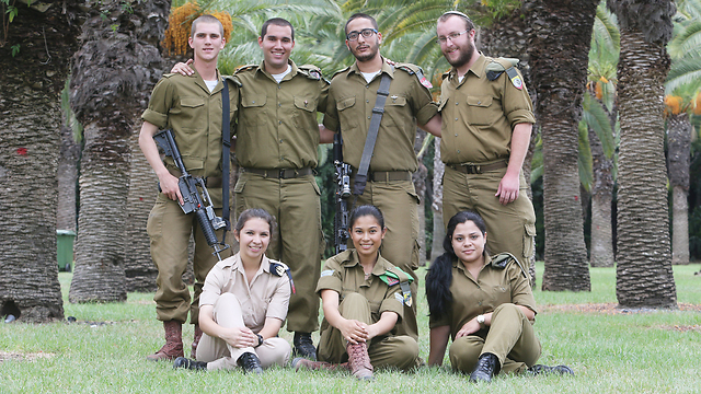 "My friends from the army are like a family" (Photo: Shaul Golan) (Photo: Shaul Golan)